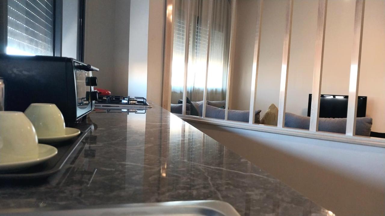 Beautiful Apartment Next To Airport Mohamed V Derroua Buitenkant foto